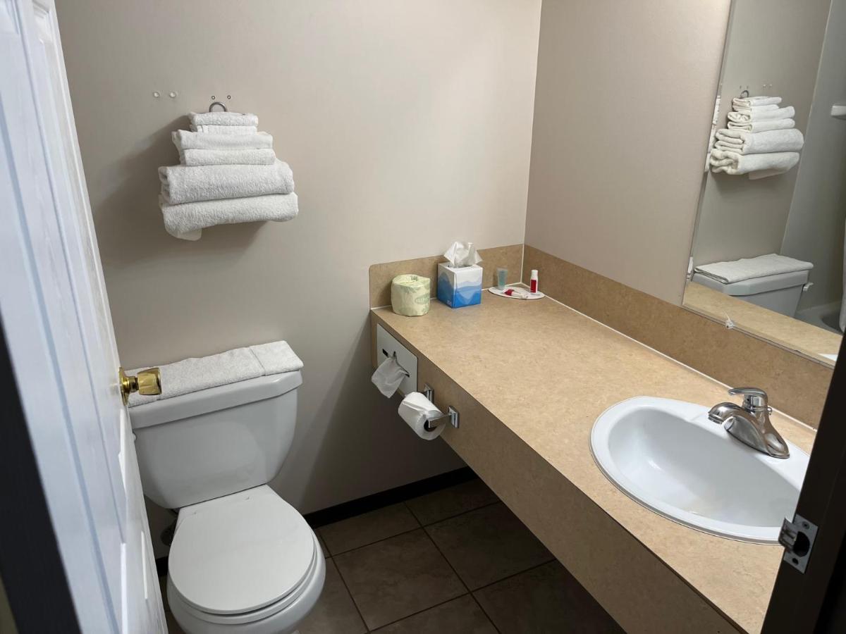 Best Stay Inn Melville Luaran gambar